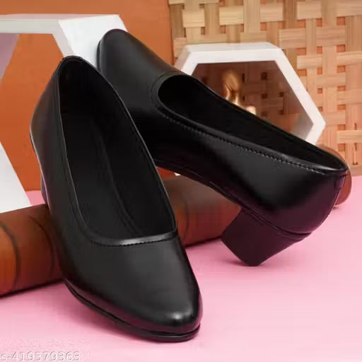 WOMEN"S STYLISH BLACK BELLY WITH HELLS